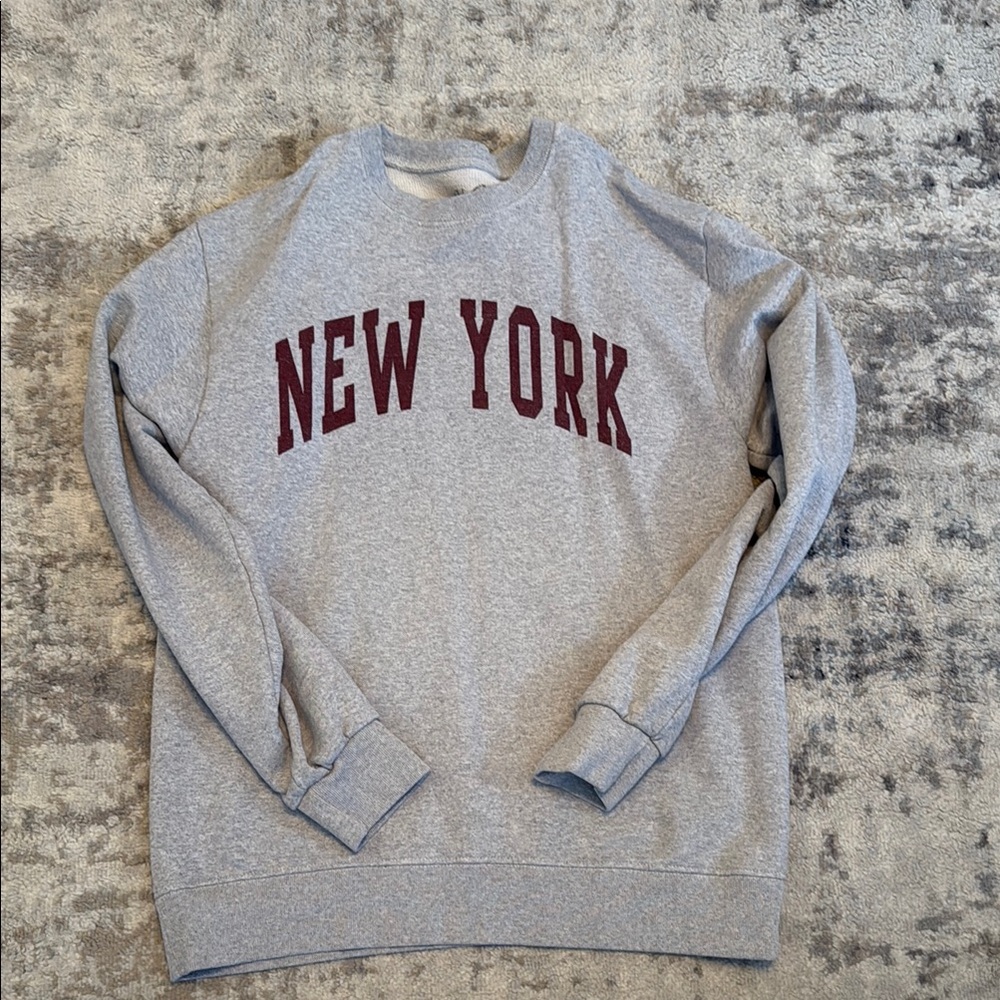 Brandy Melville Gray Crewneck Sweater New York
